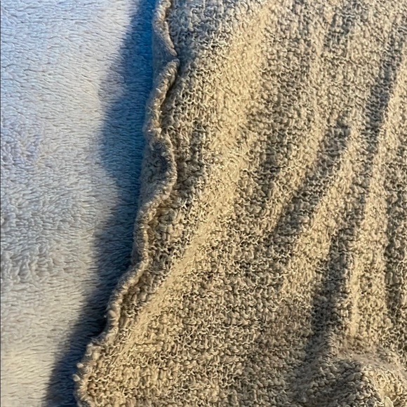 We The Free Cream Fitted Textured Deep V 3/4 Sleeve Knit Top - Picture 4 of 8